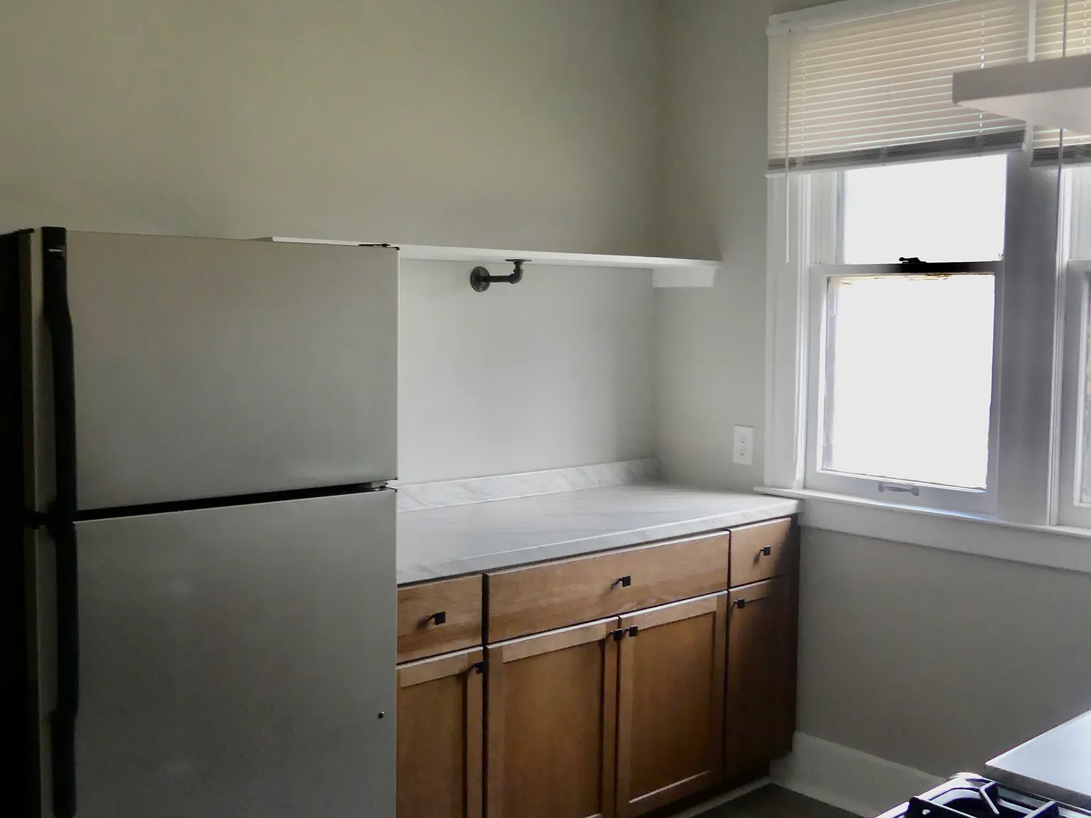 2 bed, 875 sqft, $1,050 — Photo 4