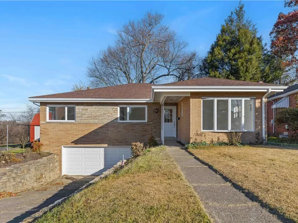 1117 McKinley Dr, Clairton, PA 15025