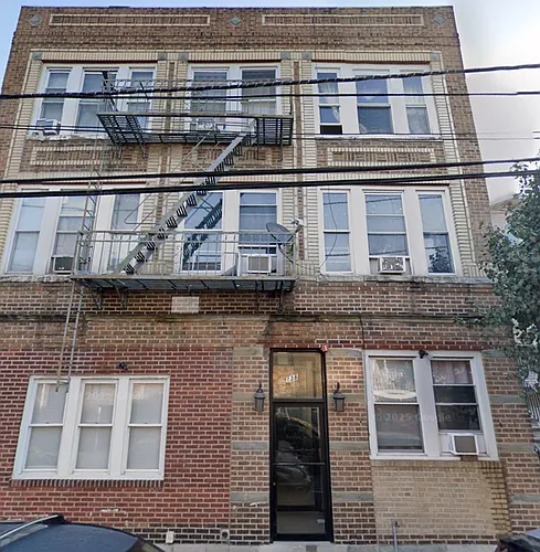 140 71st St Photo 1