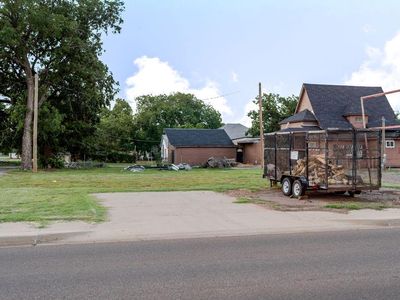 705 W 3rd St LOT 1-3, Elk City, OK, 73644