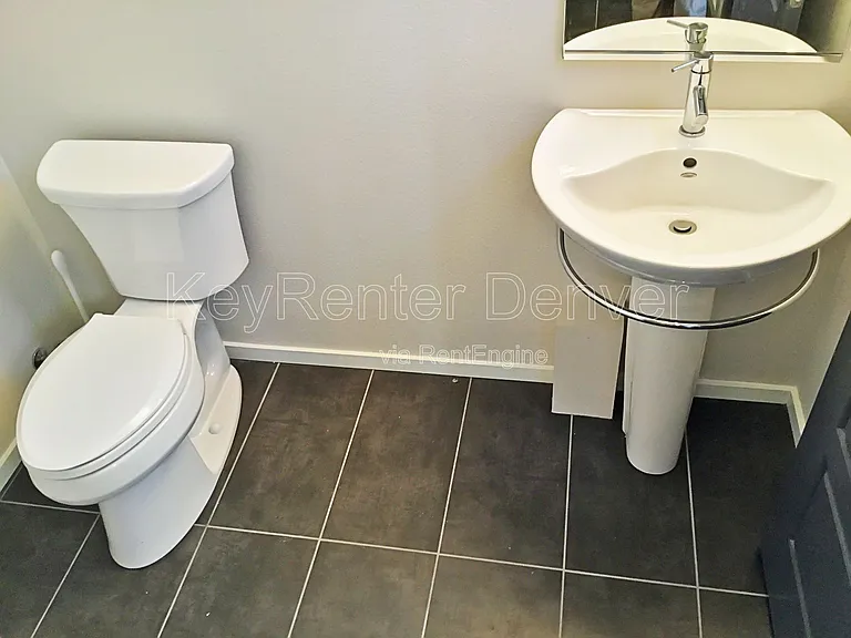 2725 W 25th Ave #8 — Photo 8