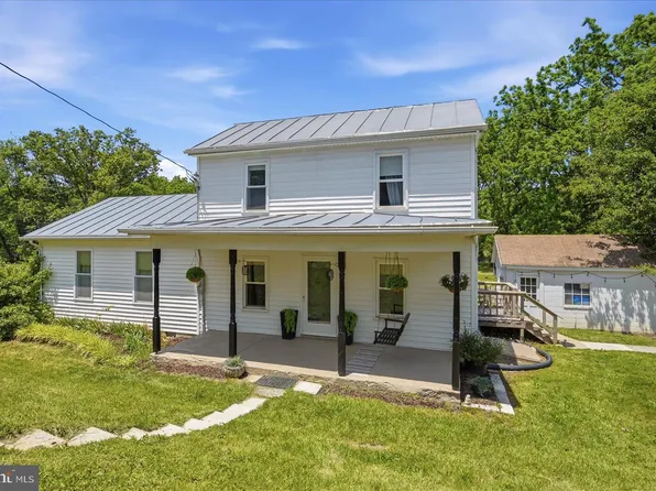 2391 Pinewoods Rd, Quicksburg, VA 22847