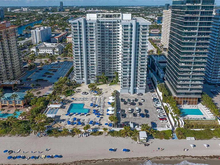 2030 S Ocean Dr #2018 — Photo 27