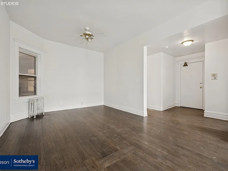 670 W Sheridan Rd #2 — Photo 2