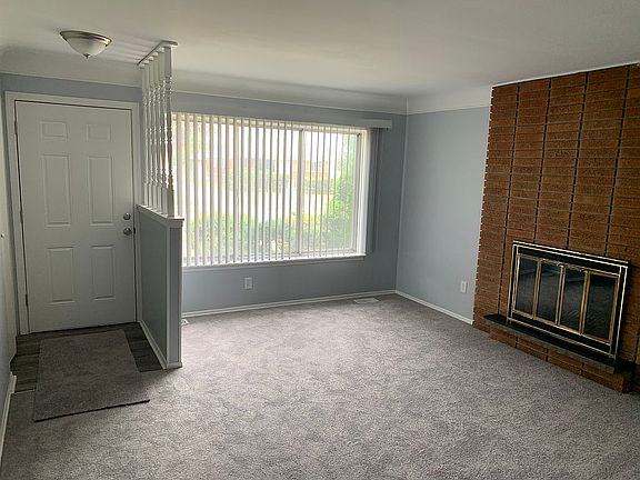 2nd image of 519 Lenoir Ave