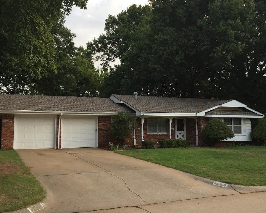 1st image of 2626 Brentwood Dr