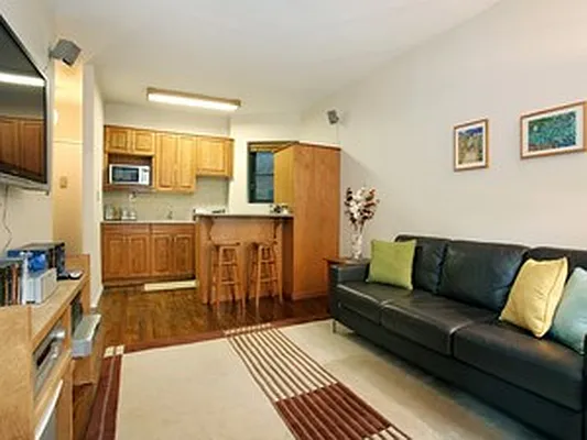 Rented by Corcoran | media 20