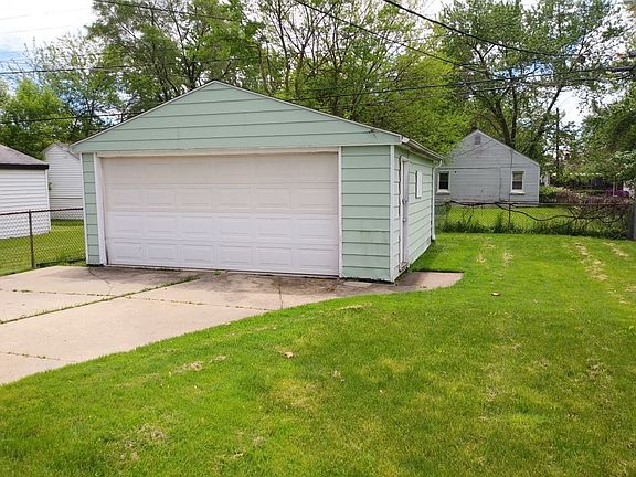 3rd image of 14292 Marshall Ave