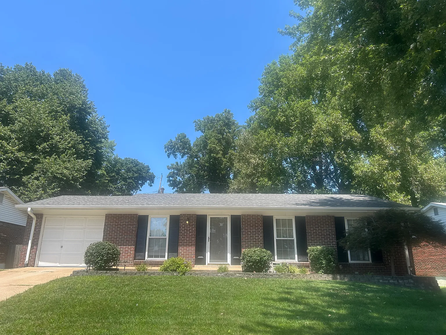 4 bed, 2.5 bath, 1160 sqft, $2,250 — Photo 1