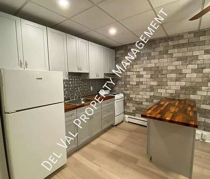 49 N Main St #1B — Photo 8