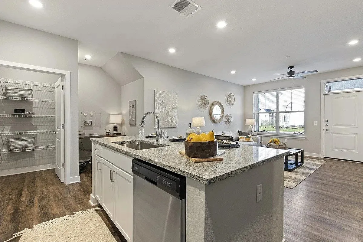 The Grove Apartments — Photo 1