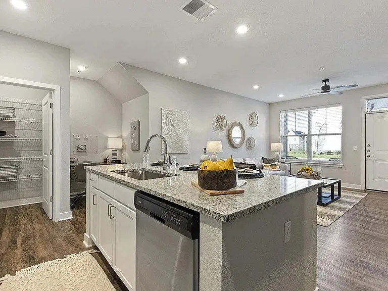 The Grove Apartments — Photo 1