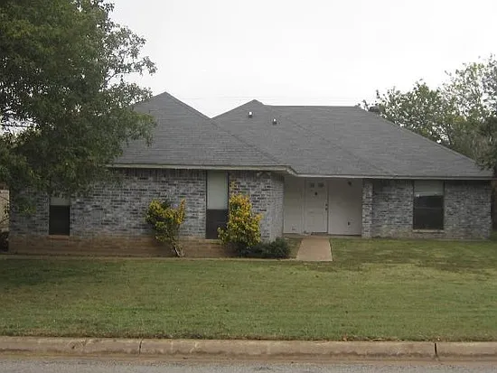 9020 Trailridge Dr — Photo 1