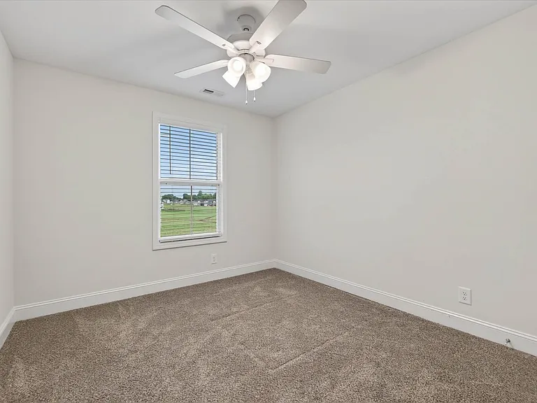 1437 Citadel Dr — Photo 34