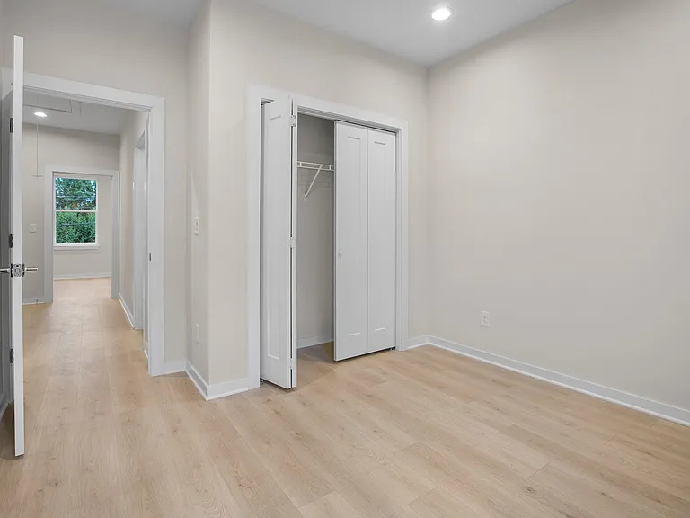 522 Paragon Mills Rd #E — Photo 21