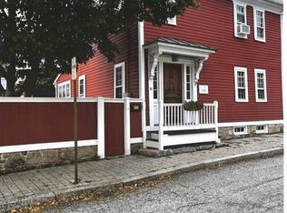 16 Pearl St, Stonington, CT 06378