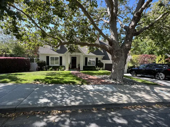 750 Columbia Dr, San Mateo, CA 94402