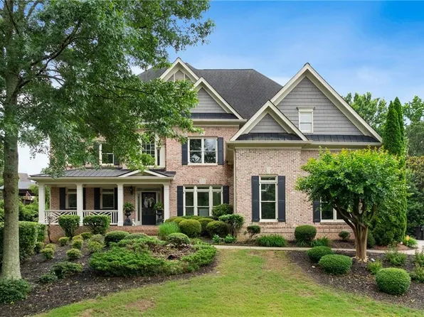 2430 Flat Stone Dr, Cumming, GA 30041