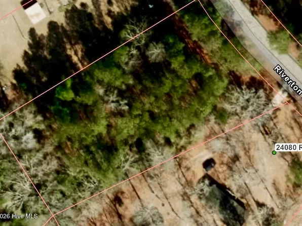 1 Riverton Road, Wagram, NC 28396