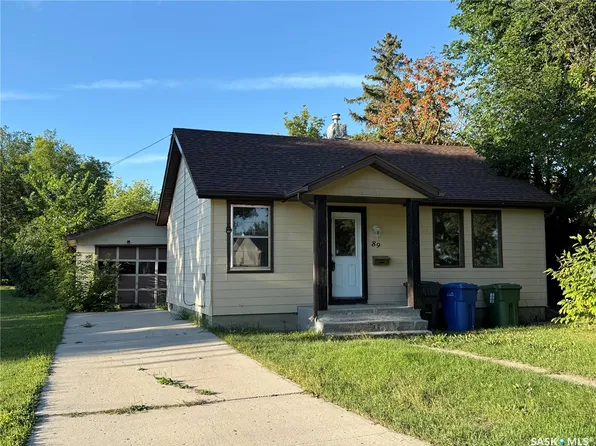 89 Darlington Street W, Yorkton, SK S3N 0E8