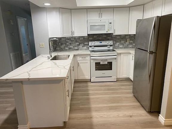 3rd image of 1317 Del Mar St #3