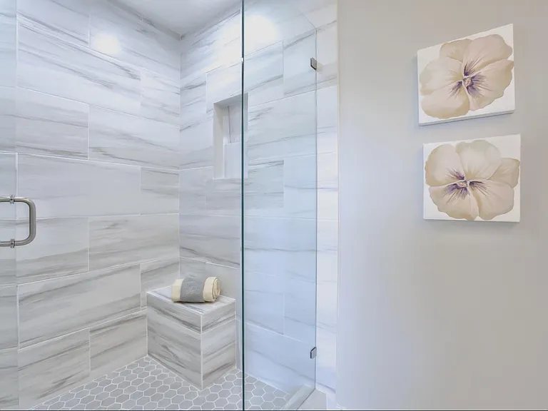1144 Valencia Way — Photo 14