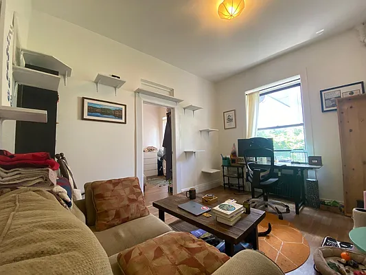 Rented by EXR | media 11