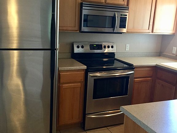 2nd image of 4022 Chase Brook Ln #5