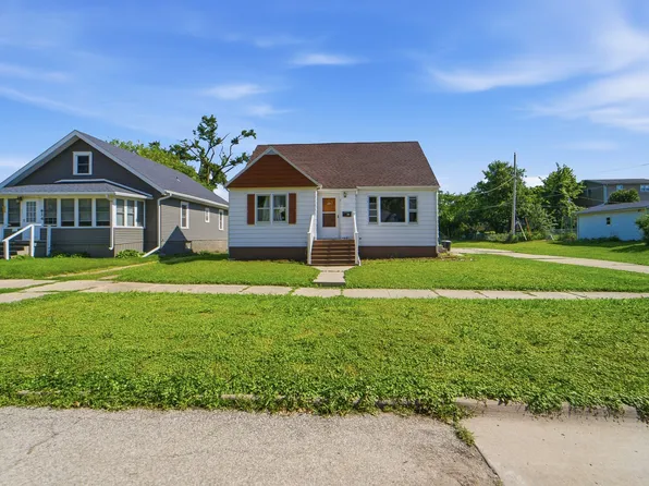 616 Jerome St, Marshalltown, IA 50158