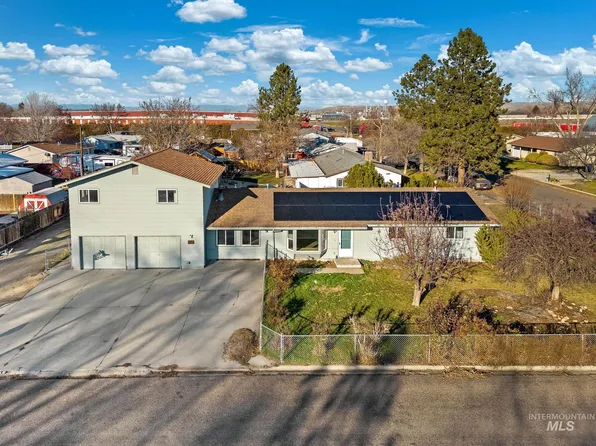 503 NW 3rd St, Fruitland, ID 83619