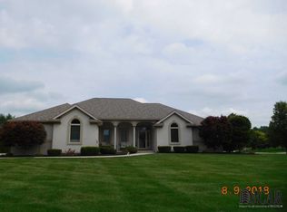 288 Pebble Beach Dr, Monroe, MI 48162