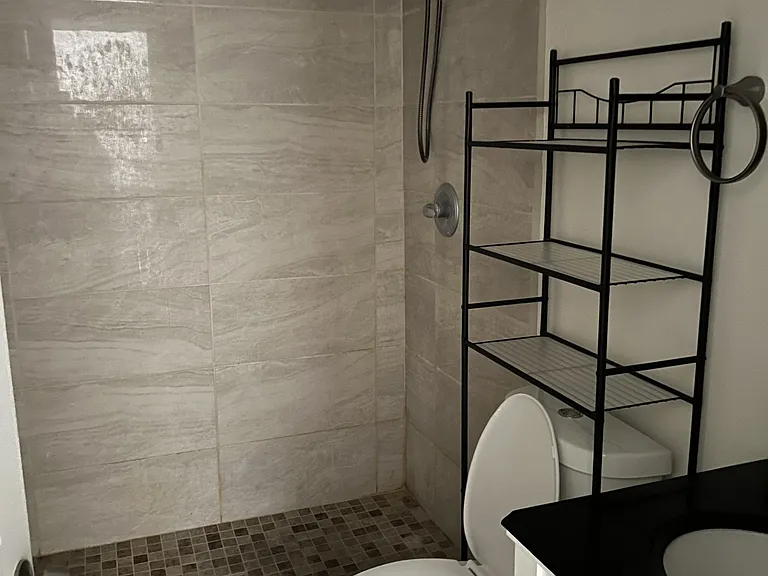 541 Valdez Ct #6 — Photo 4