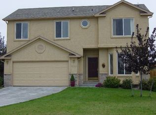 3921 Ranch Bluff Ct, Colorado Springs, CO 80922