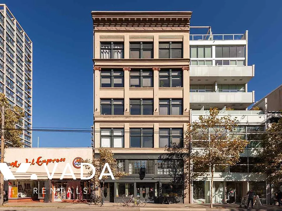 53 Hastings St W #406