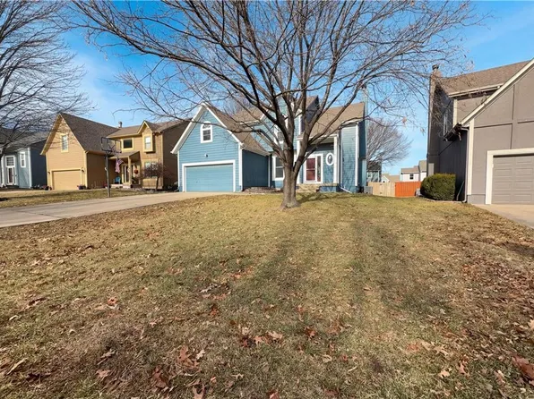 2644 W Centre St, Olathe, KS 66061