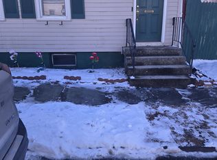 612 14th St, Watervliet, NY