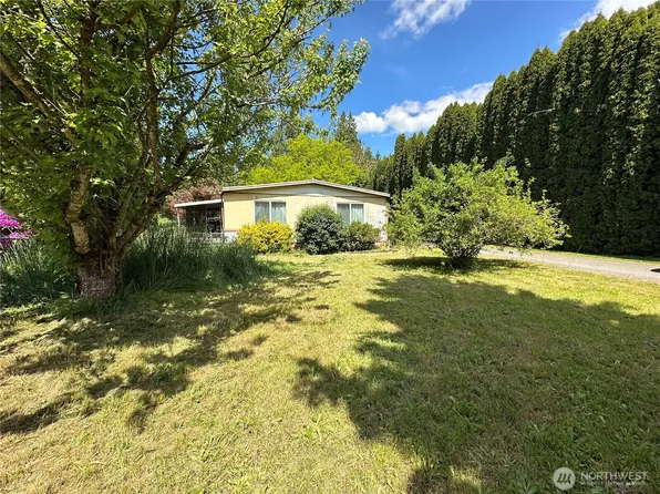 11615 Nisqually Park Loop SE, Olympia, WA 98513