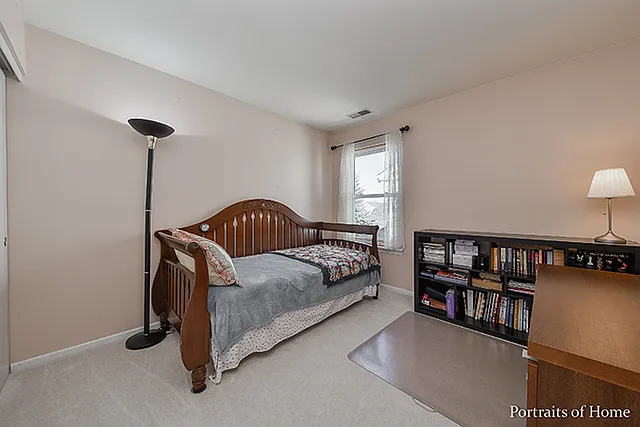 990 Shoreline Dr — Photo 9