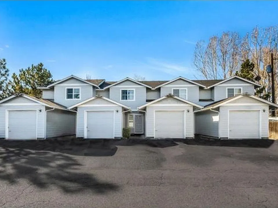 161- SW Yew Ave (4 units)