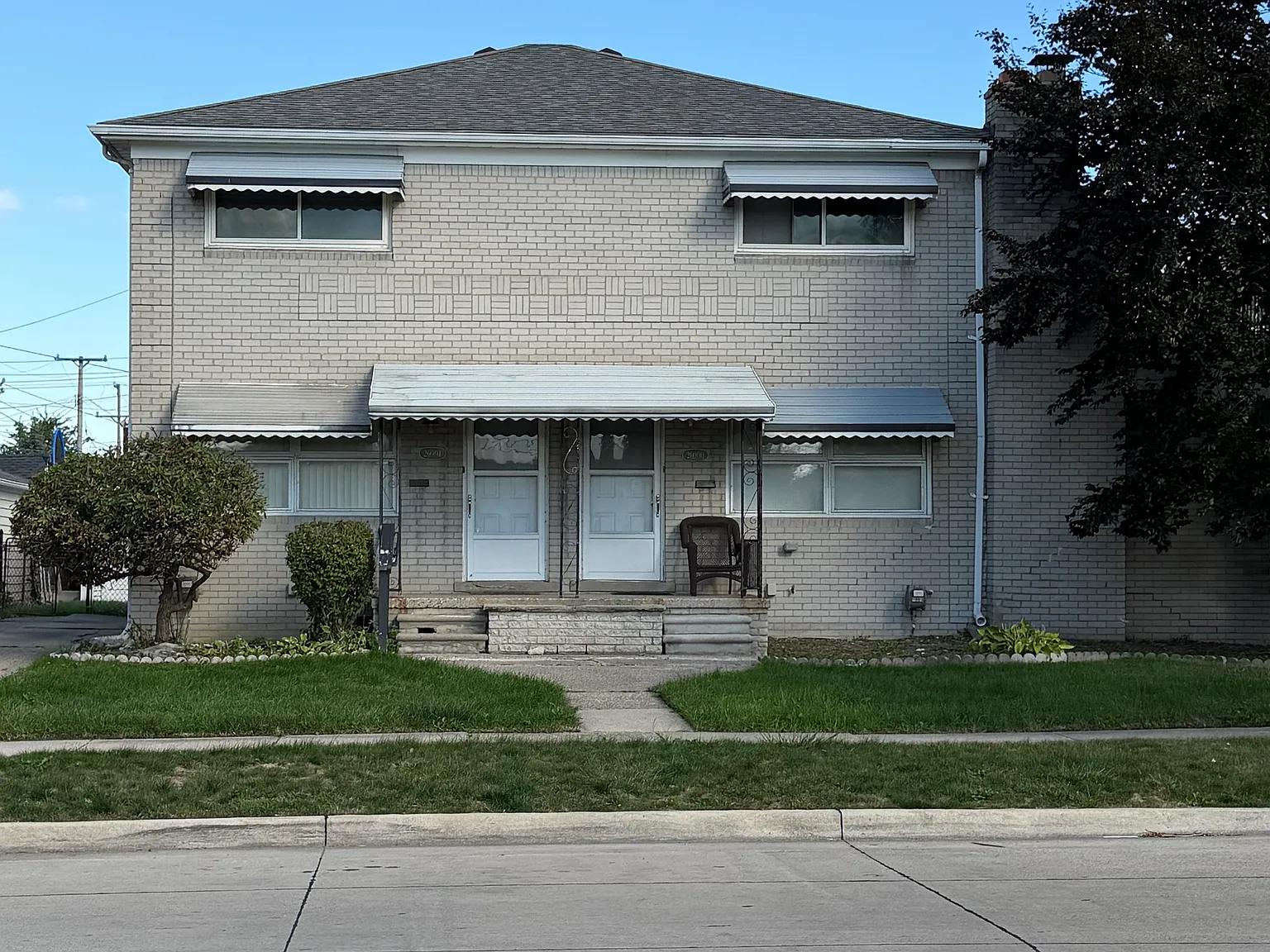 2 bed, 1.5 bath, 1150 sqft, $1,500 — Photo 1