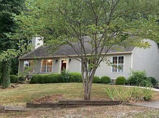 565 N Allen St, Fayetteville, AR 72701
