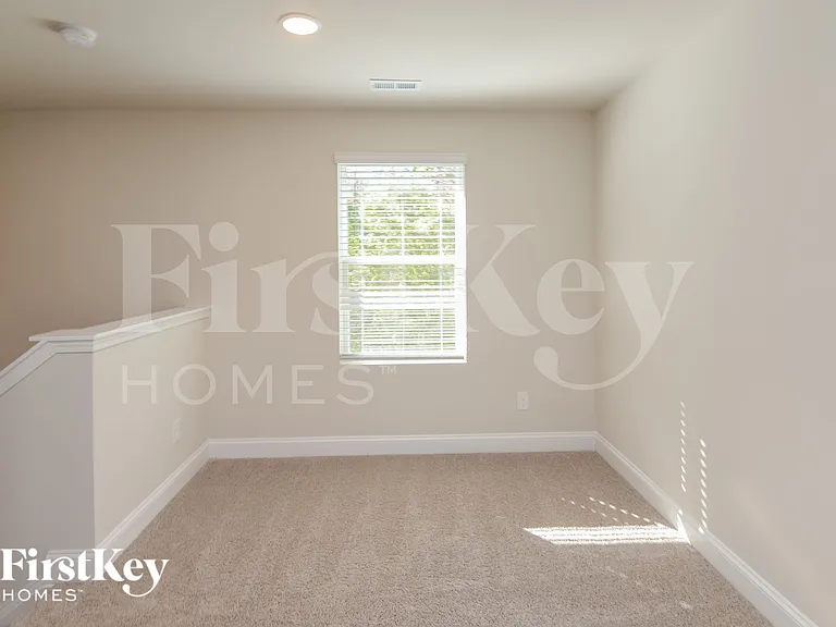 5423 Cobblestone Glen Dr — Photo 13