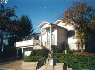 603 Woodcrest Dr, Springfield, OR 97477