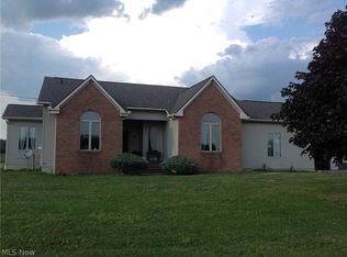 18700 Middletown Rd, North Benton, OH 44449