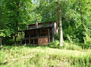 92 Riverside Rd, West Milford, NJ 07421