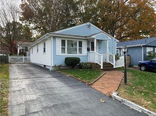 166 Salem Ave, Cranston, RI 02920