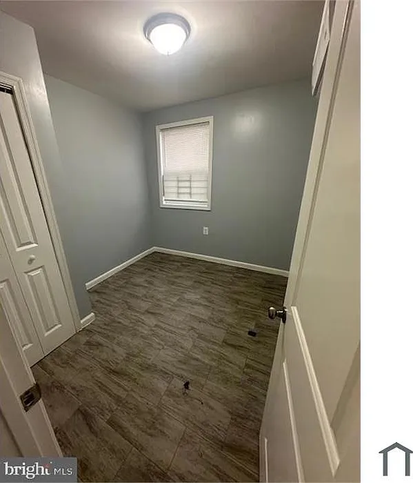 4 bed, $3,989 — Photo 2