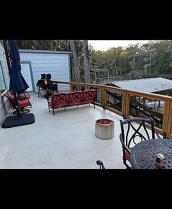5th image of 2427 Blairs Landing Rd