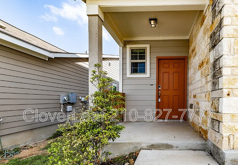 255 Kinsley Way — Photo 4