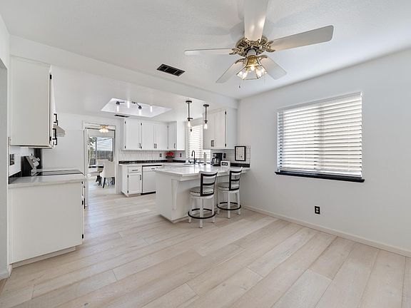 5th image of 3980 Rustic Rd